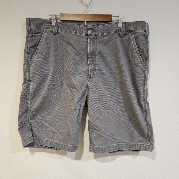 Gray carhartt Relaxed Fit shorts - Picture 1 of 10